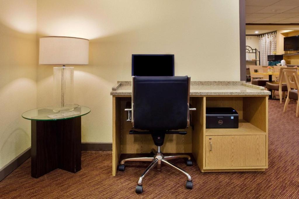 La Quinta By Wyndham Springdale Hotell Eksteriør bilde